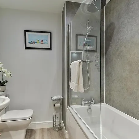 Finest Retreats - Belle House, 6 아파트 *